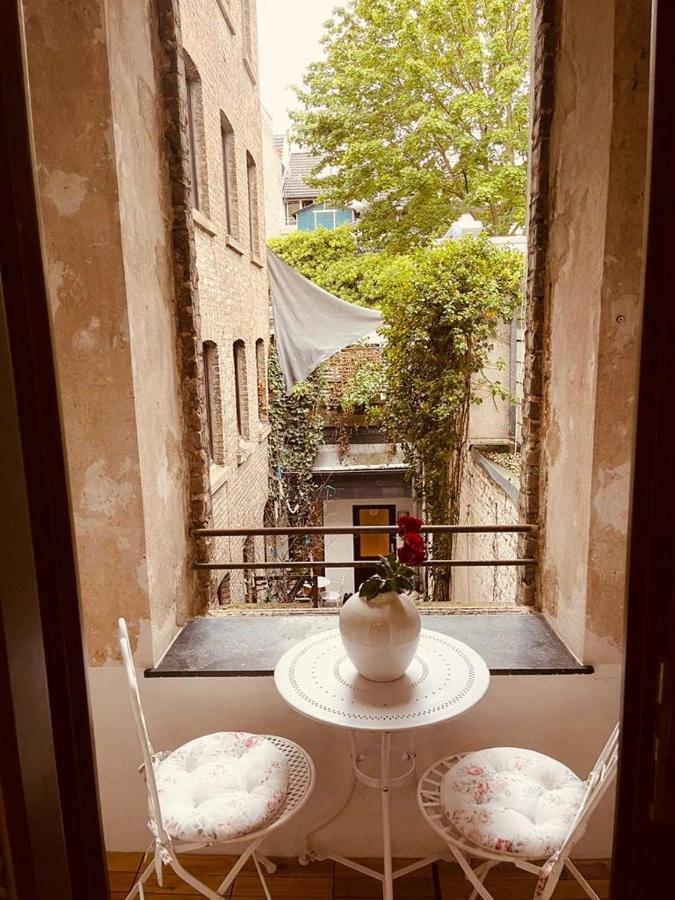 Retro Appartement Im Herzen Von Koeln Deutz Eksteriør bilde